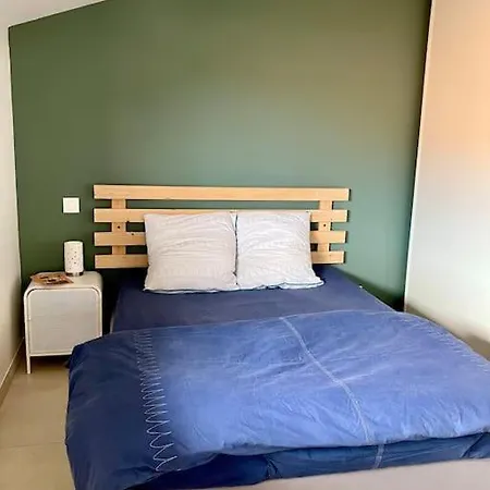With Pool, And Ocean 5 Min By Walk, Center, Shopping And Market Apartamento